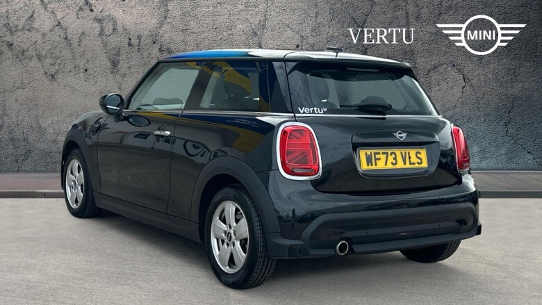 MINI Hatchback 1.5 Cooper Classic Premium 3dr Petrol Hatchback